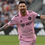 Conmebol y TelevisaUnion cerraron un acuerdo multimillonario hasta 2030 para que la cadena estadounidense transmita la Copa Libertadores en suelo norteamericano. Lionel Messi fue clave, pues todas las partes quiere que el argentino de Inter Miami juegue el máximo torneo continental. Conmebol y TelevisaUnion cerraron un acuerdo multimillonario hasta 2030 para que la cadena estadounidense transmita la Copa Libertadores en suelo norteamericano. Lionel Messi fue clave, pues todas las partes quiere que el argentino de Inter Miami juegue el máximo torneo continental.