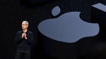 Tim Cook.
