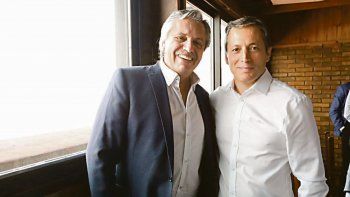 Refuerzos. Alberto Fernández y Fernando Gray se sumaron ayer a la mesa PJ que buscará armar un frente único opositor a Mauricio Macri.