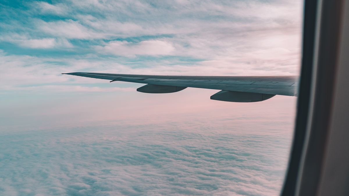 how to get cheap plane tickets for this end of the year