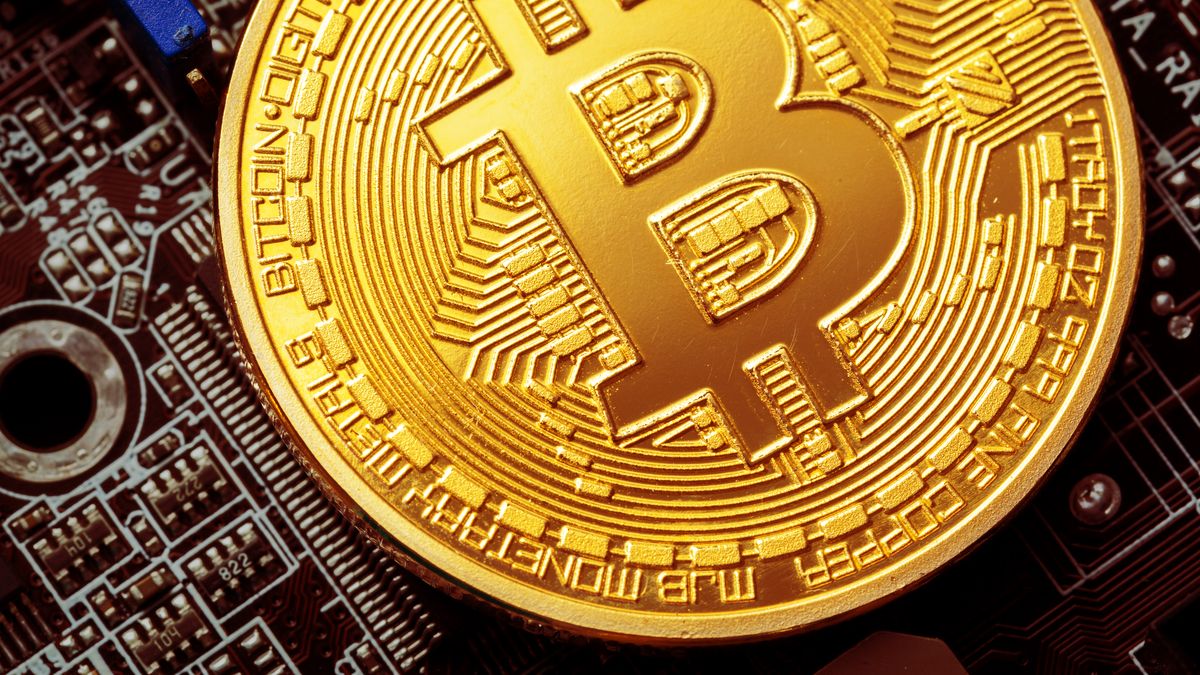 Bitcoin closes July above ,000: is the market panic over?  – scope.com