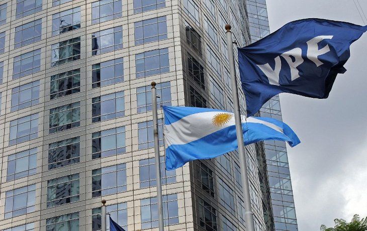 ámbito.com | YPF bandera.jpg