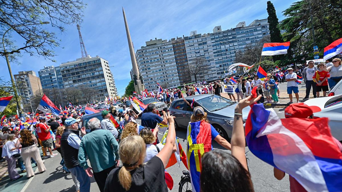 The Frente Amplio leads the voting intention, but without achieving victory in the first round