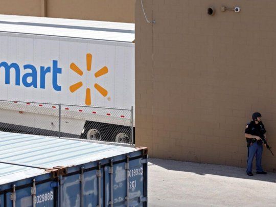 La medida se produjo un mes después de un tiroteo un supermercado Walmart de Texas se cobrara 22 muertos.