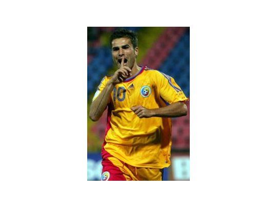 Mutu quiere venir a la Argentina y fue ofrecido en Racing.