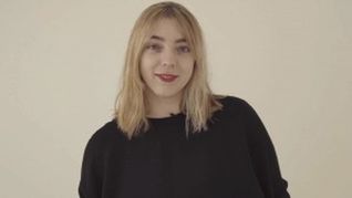 En cada entrega Lisa realizará una entrevista informal en el lugar de trabajo del artista.