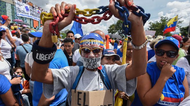 La Comisión Interamericana de Derechos Humanos advirtió un aumento en las detenciones y represalias contra disidentes en Venezuela.
