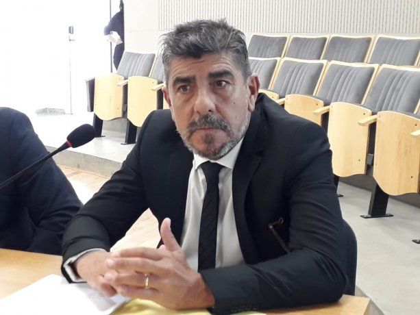 Julio Rivero.