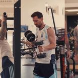 Lionel Messi se mostró entrenando con la Selección y el video ya tiene millones de vistas. Lionel Messi se mostró entrenando con la Selección y el video ya tiene millones de vistas.