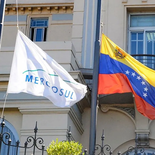 Uruguay busca ser un mediador para evitar que escalen las tensiones entre Venezuela y Estados Unidos. Uruguay busca ser un mediador para evitar que escalen las tensiones entre Venezuela y Estados Unidos.