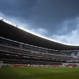 No es nada alentador el pronóstico para el dia de la inauguración del Mundial entre México y Sudáfrica: fuertes lluvias, viento y hasta caìda de granizo. No es nada alentador el pronóstico para el dia de la inauguración del Mundial entre México y Sudáfrica: fuertes lluvias, viento y hasta caìda de granizo.