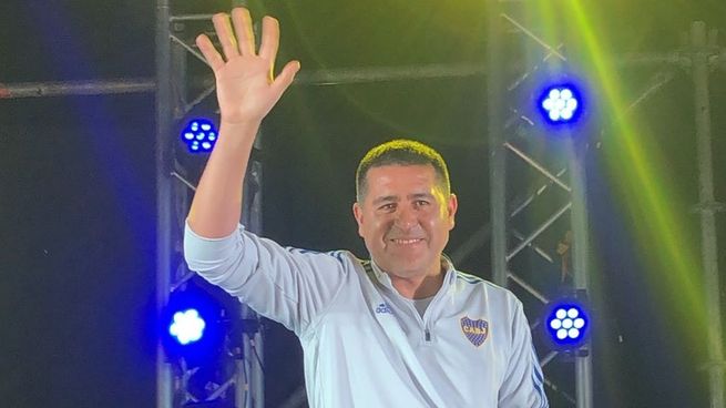 Riquelme elogió a Riquelme: Fue hermoso que levante la Copa del Mundo.