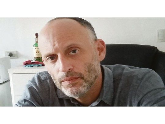 Porter. “Los elementos que fotografío están como son. Yo no pongo ni quito nada de la escena, invito a observarlos y reflexiona”.