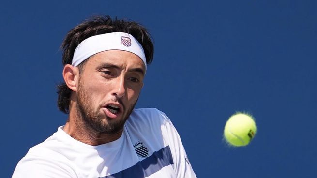 La carrera de Thiago Tirante está en constante ascenso. Este año debutó en la Copa Davis, hace apenas unos días llegó al puesto 50 del ranking ATP y ahora venció a Novak Djokovic.