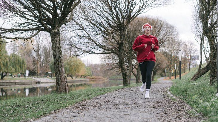 En Argentina está permitido correr sin barbijo, algo que no sucede en otras partes del mundo.