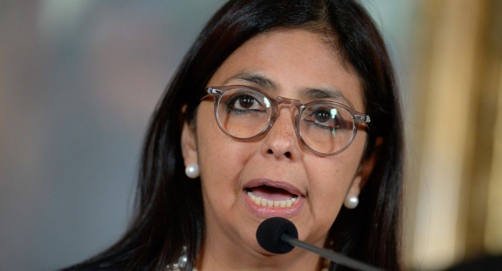 La vicepresidenta y ministra de Hidrocarburos subrayó la importancia del petróleo como centro vital de Venezuela.  