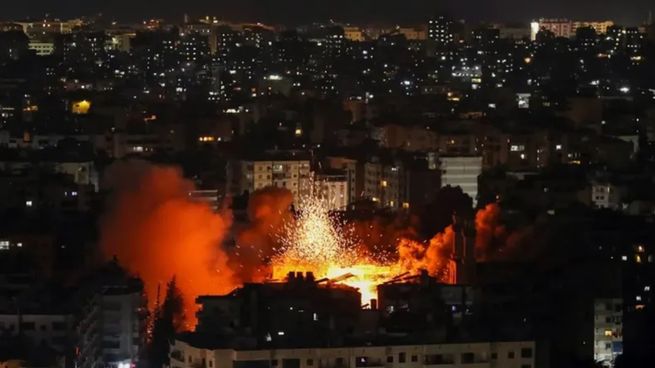 Israel aumentó la tensión en Medio Oriente con un bombardeo en Beirut.