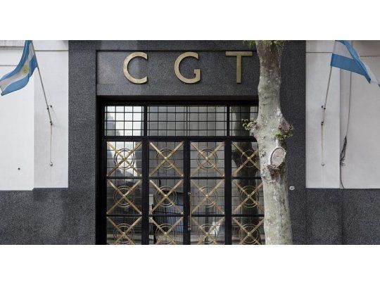 La CGT se planta en $ 2.000 de piso para bono de fin de año