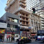 La baja del consumo golpea a los locales comerciales. La baja del consumo golpea a los locales comerciales.