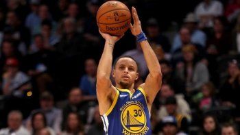 steph curry, el tirador letal que revoluciono y transformo para siempre el basquet en la nba