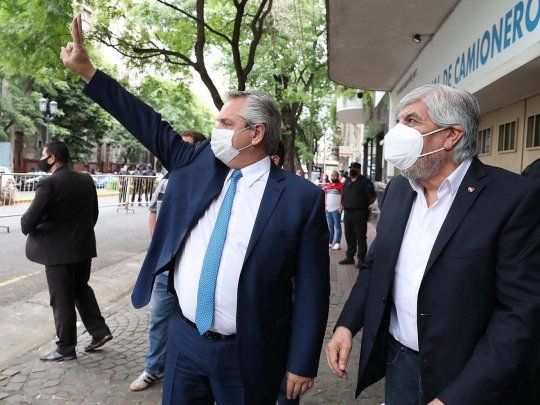 Alberto Fernández y Hugo Moyano.
