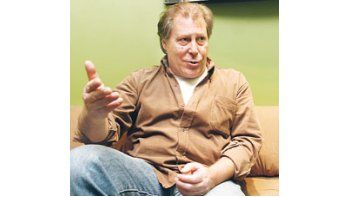 Mauricio Kartun: «La generación más joven de autores vivió el descrédito de ciertas formas más políticas del teatro. El discurso melonero, la bajada de línea, algún romance meloso con las ideas».