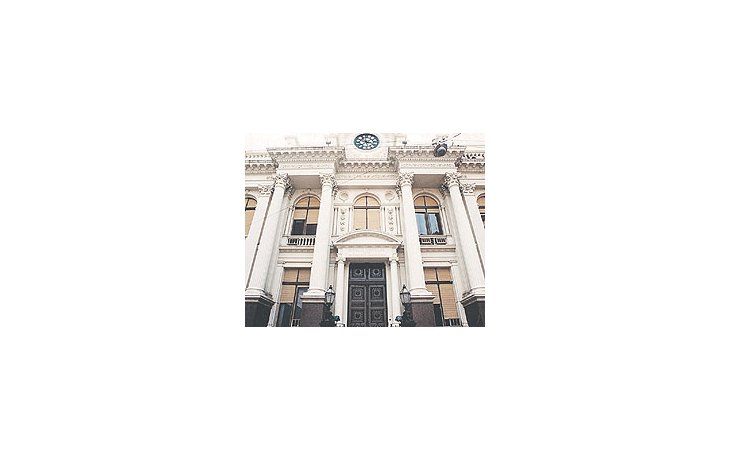 ámbito.com | Economía está aún en estado de transición