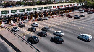 Varias autopistas y avenidas porteñas permanecerán cerradas hasta el mediodía de este domingo.