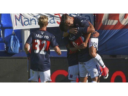 Tigre festejó por primera vez en la Superliga.