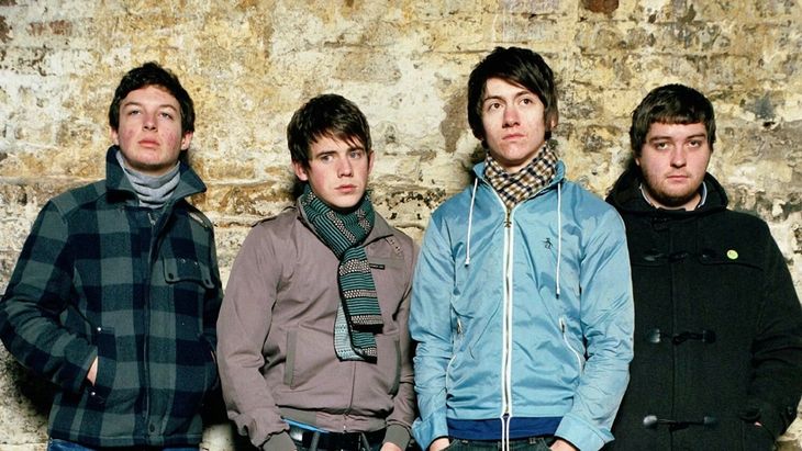 Arctic Monkeys en sus años de formación. Arctic Monkeys en sus años de formación.