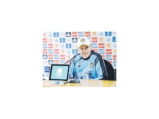 Alejandro Sabella dice que «encontró el equipo» y es con los cuatro delanteros, por lo que prometió que «casi siempre van a ser titulares».