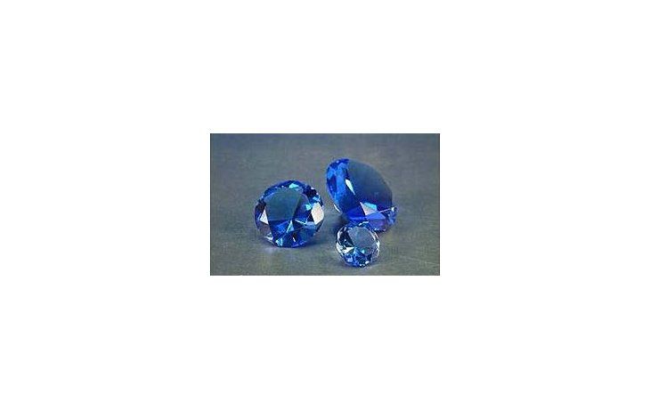 La casa de subastas Sothebys vendió un extraño diamanta azul de 7,03 quilates a u$s 8,4 M.