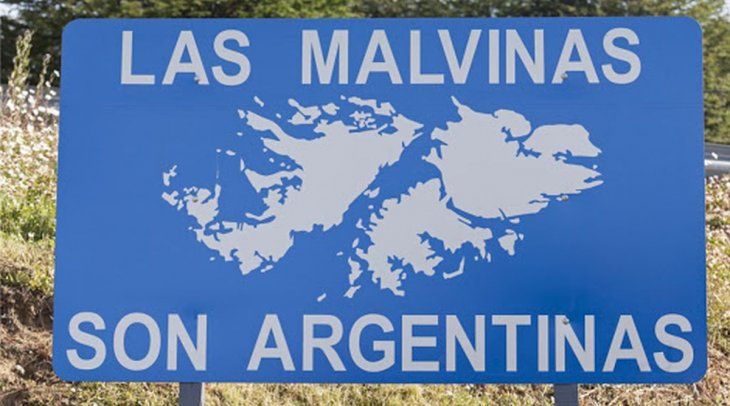 El Frente De Todos presentó una ley para sancionar a los que omitan publicar o difundan través de medios información incorrecta sobre las Islas Malvinas o nieguen la soberanía argentina sobre el archipiélago.