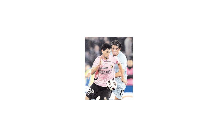 Barcelona se habría asegurado la prioridad para comprar a Javier Pastore. El equipo catalán juega esta tarde ante el Arsenal su continuidad en la Liga de Campeones.