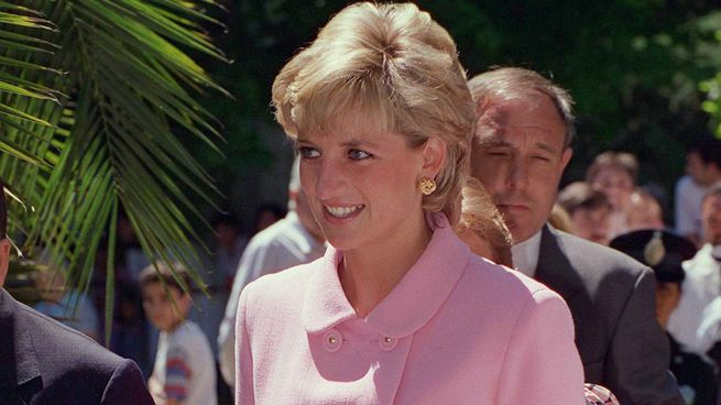 El cofre fue enterrado en 1991 en el hospital Great Ormond Street, donde Diana ejercía como presidenta honoraria.