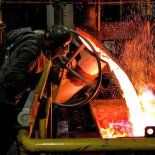 La combinación entre menor producción, mayor demanda esperada y tensiones geopolíticas vuelve a colocar al cobre en el centro de la escena. La combinación entre menor producción, mayor demanda esperada y tensiones geopolíticas vuelve a colocar al cobre en el centro de la escena.