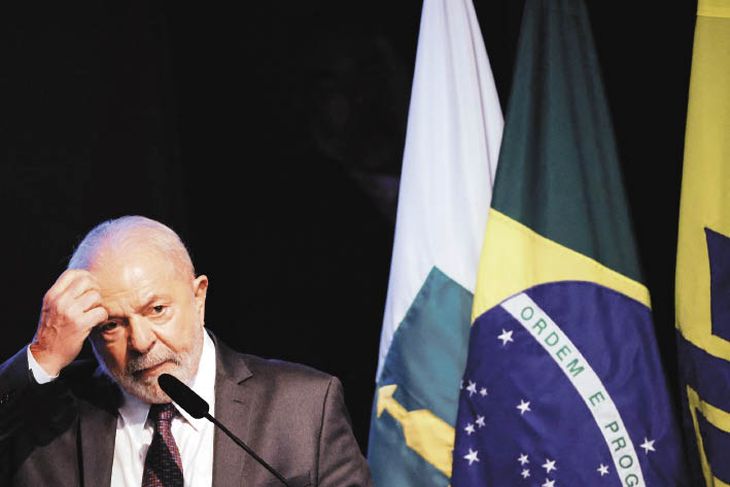 DURMIENDO CON EL ENEMIGO. Luiz Inácio Lula da Silva está convencido de que el bolsonarismo ha infiltrado profundamente a las FF.AA. y, de ese modo, a diferentes instituciones en Brasil. DURMIENDO CON EL ENEMIGO. Luiz Inácio Lula da Silva está convencido de que el bolsonarismo ha infiltrado profundamente a las FF.AA. y, de ese modo, a diferentes instituciones en Brasil.