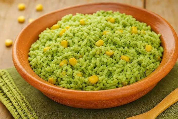 El arroz verde forma parte de los sabores tradicionales que pueden encontrarse en Yanga. El arroz verde forma parte de los sabores tradicionales que pueden encontrarse en Yanga.