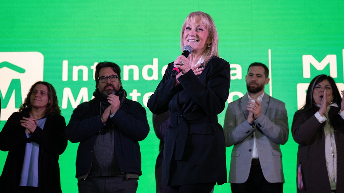The government of Montevideo is serious and stable, said Carolina Cosse in her farewell to the Mayor’s Office