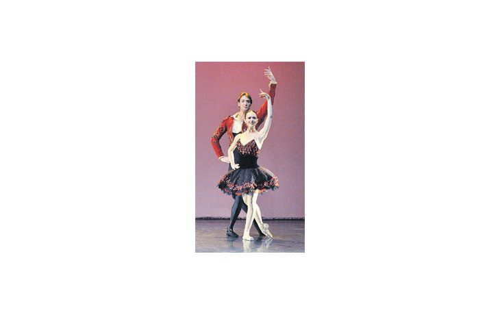 Federico Fernández y Julieta Paul, estrellas solistas de la compañía Ballet en Gala.