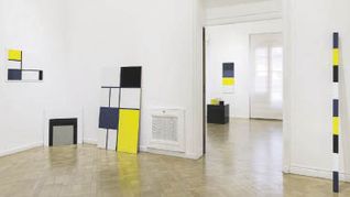 Disorder. En la exposición de Andrés Sobrino se reconocen las “citas” de autores como Mondrian y Albers.
