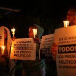 Segunda noche de vigilia reclamando la excarcelación de presos políticos. Segunda noche de vigilia reclamando la excarcelación de presos políticos.