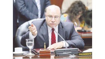 Miguel Piedecasas fue elegido ayer como nuevo presidente del Consejo de la Magistratura. El Gobierno logró imponer al candidato, que no fue votado por el peronismo, y que llega con aval de la UCR.