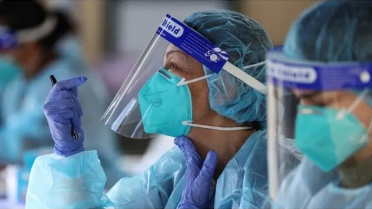 experts recommend vaccinating Covid-19