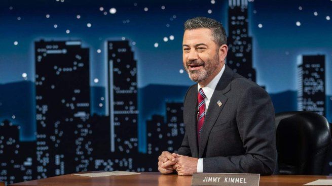 Tras 48 horas de suspensión, Jimmy Kimmel volvió al ruedo.