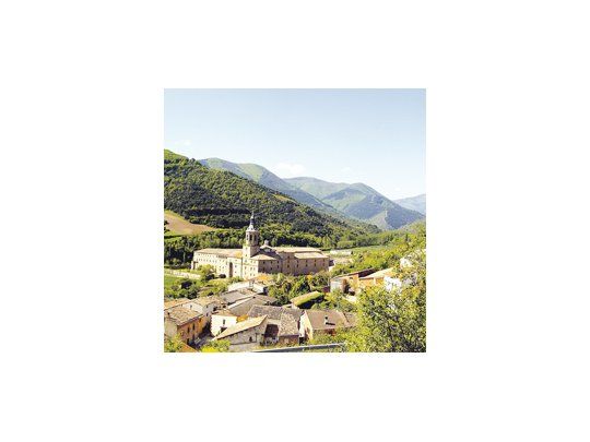 San Millán de la Cogolla es considerada la cuna del castellano.