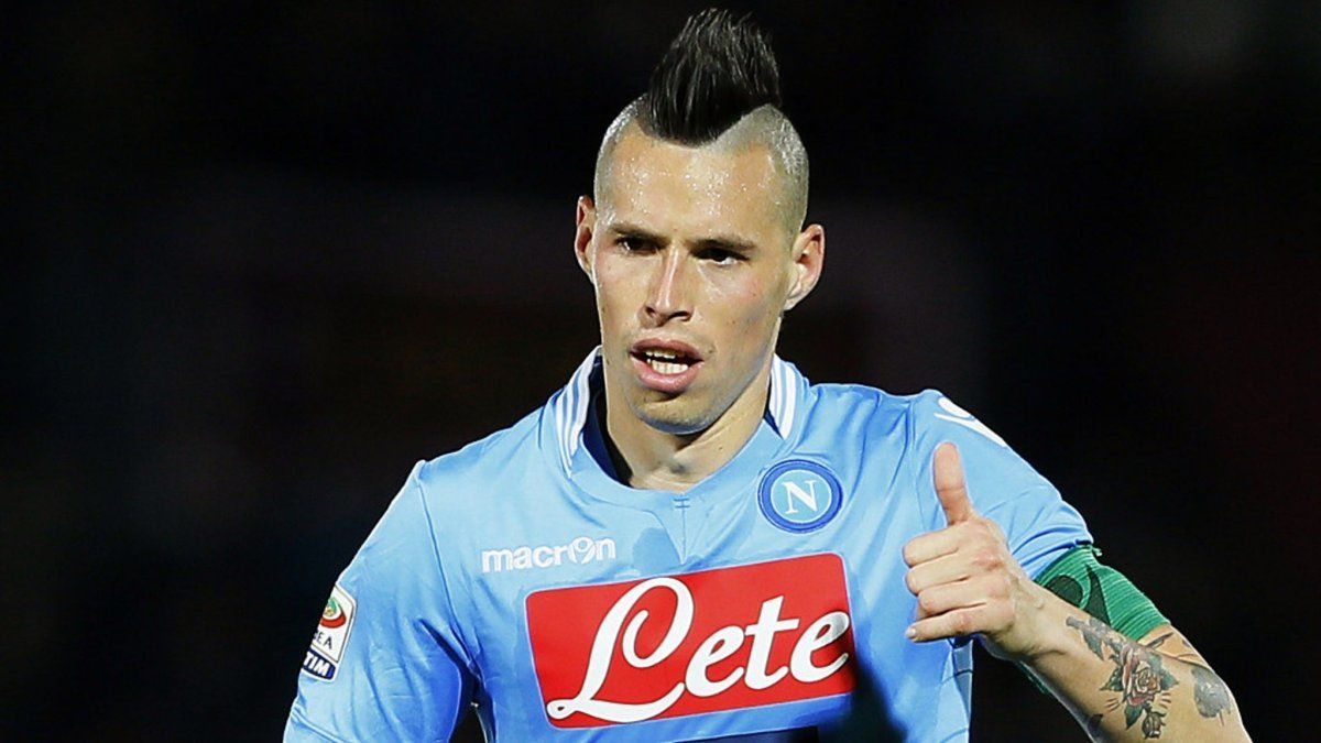 Having been a Napoli star to have a hotel for chickens: what was the life of Marek Hamsik? Having been a Napoli star to have a hotel for chickens: what was the life of Marek Hamsik?