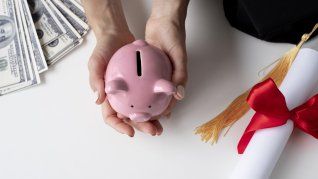 Una opción para hacer rendir tus dólares en el exterior. Una opción para hacer rendir tus dólares en el exterior.