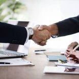 El Gobierno smplificó trámites para la creación de empresas. El Gobierno smplificó trámites para la creación de empresas.