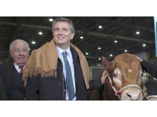El ministro de Agroindustria, Luis Miguel Etchevehere, dijo que el acuerdo con el FMI permitirá al Gobierno continuar con la política gradualista de ajuste.